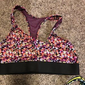 Vs sports bra
